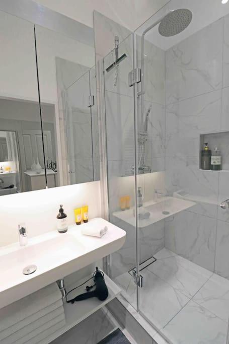Smart Apt Mit Balkon Am Augarten Park Naehe Zentrum Wiedeń Zewnętrze zdjęcie